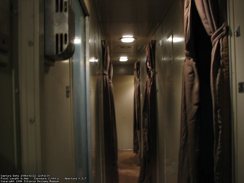 CBQ 481 roomette corridor
