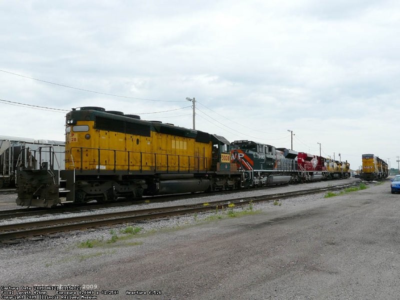 3028 / CNW 6847 sits at West Chicago with good company, the WP and Katy Heritage units along with the last two CNW units on the UP roster. (8646 and 8701)