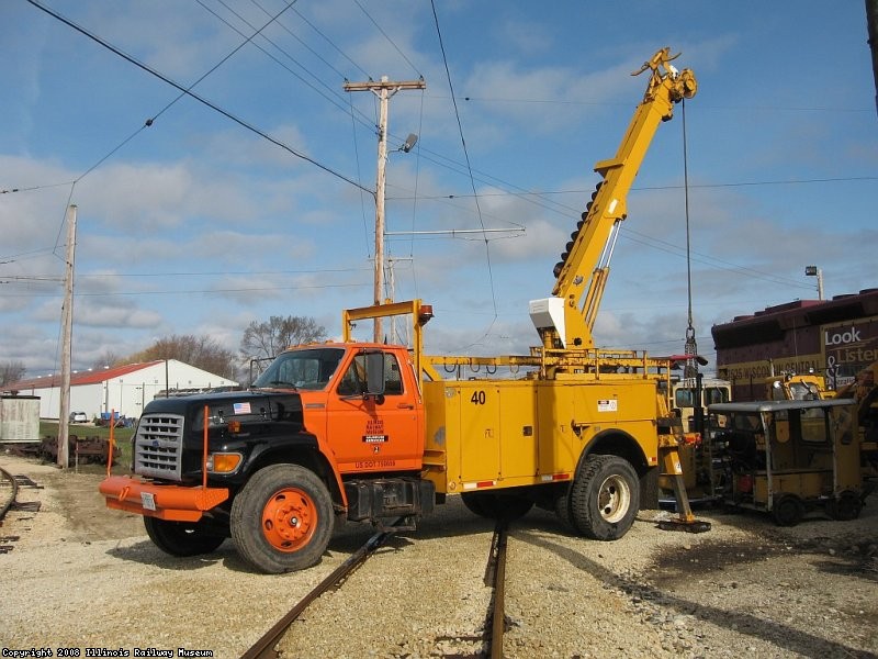 The boom truck used for the lift