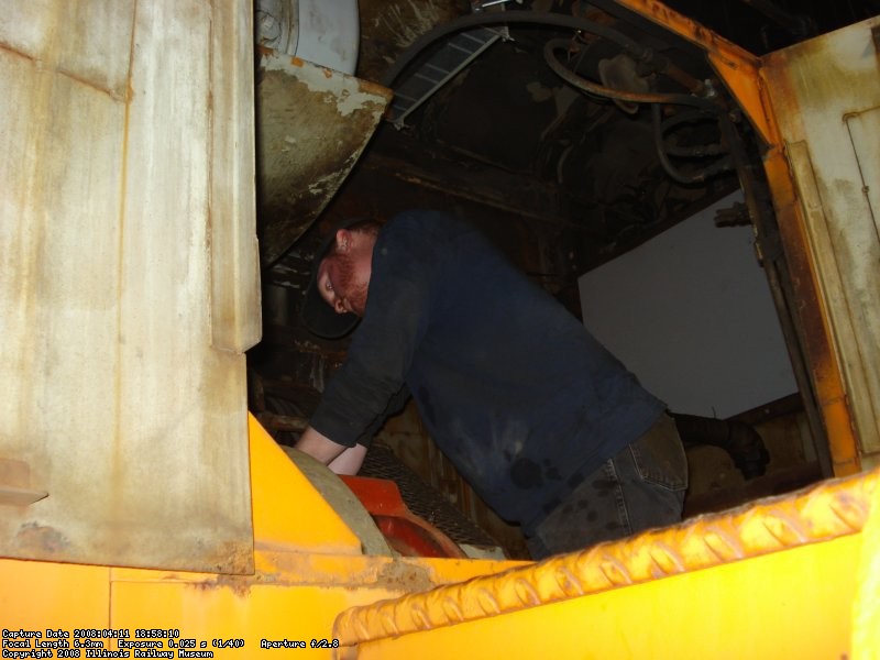 Warren inspecting main generator on Milw. 760