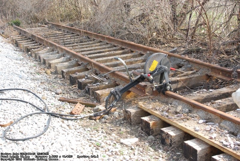 Saw cut rail... much better...