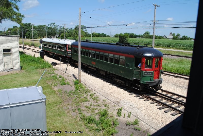 A CNS&M local heads onto the Mundelein Branch