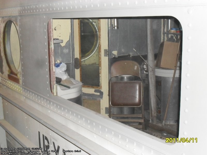 IC 3345 last large window to be installed in coach/buffet car April 2011