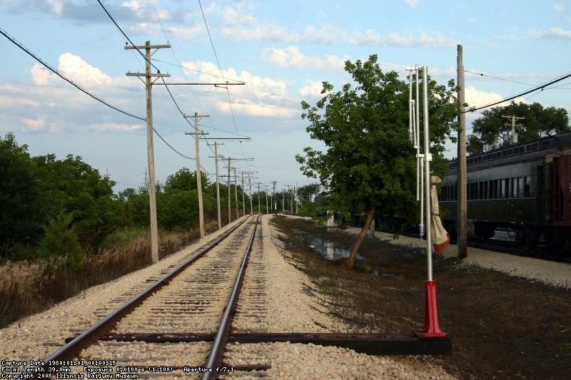 Mainline looking RR east with the mail crane