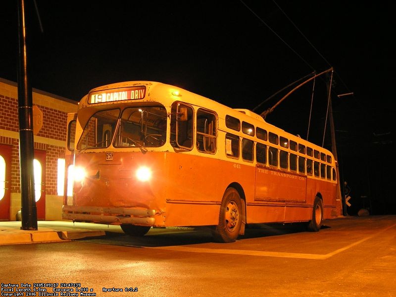 Milwaukee Trolley Coach 441