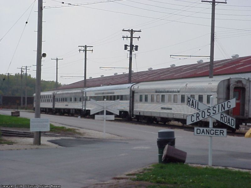 four streamliner cars getting ready for film sep 2005