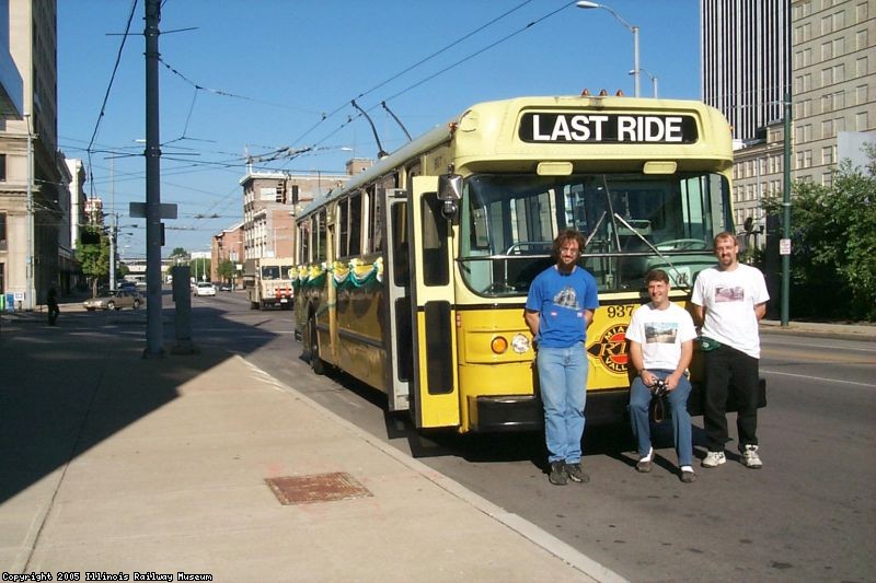 In Dayton to "celebrate" the last operation of the Flyer Trolley Coaches (08/08/1999).
