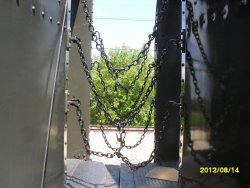 New chains installed on all R I coach Note 'S' hooks added... Idea from builders photo ...