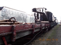 View of steam crane and flat car       11-21-12