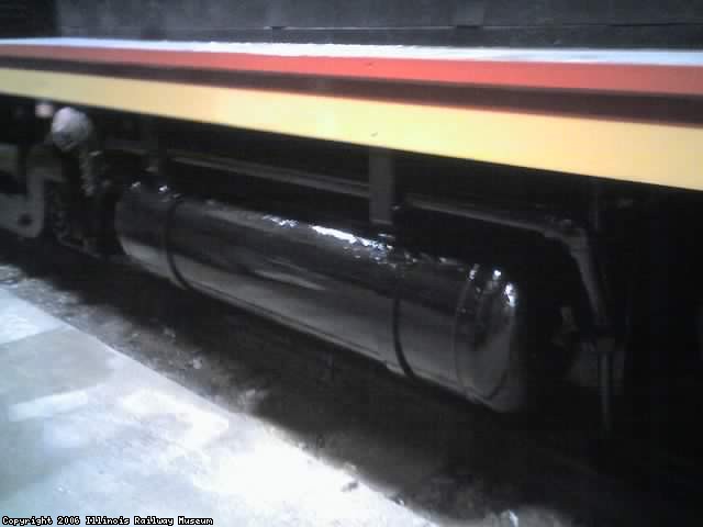 Painted air tank on CBQ 9255