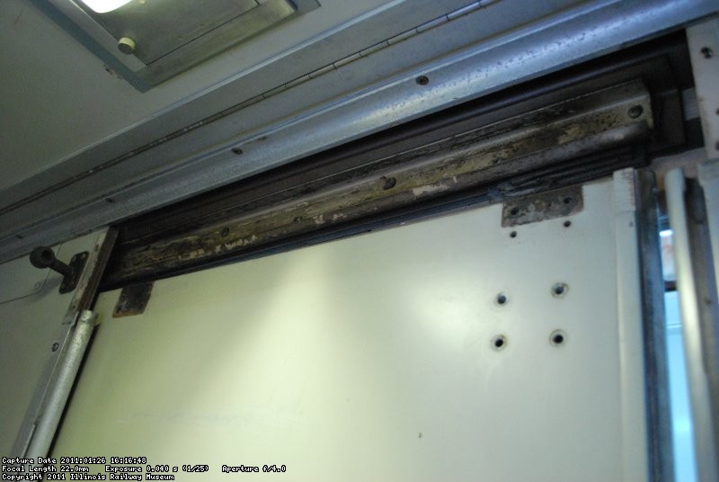 2011-01-25 pic 06
detail of roomette door track hardware. rollers off for repair