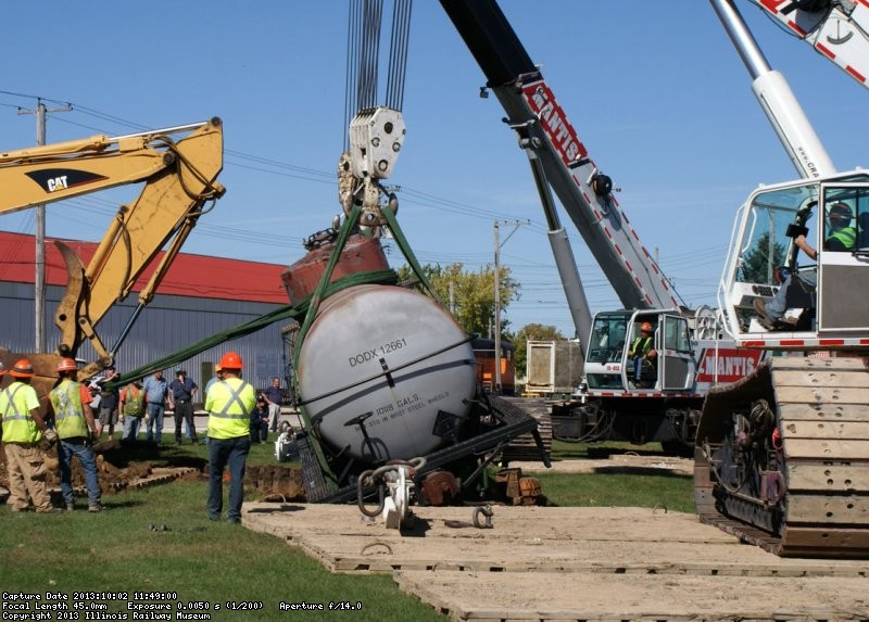 Rolling tank into pit