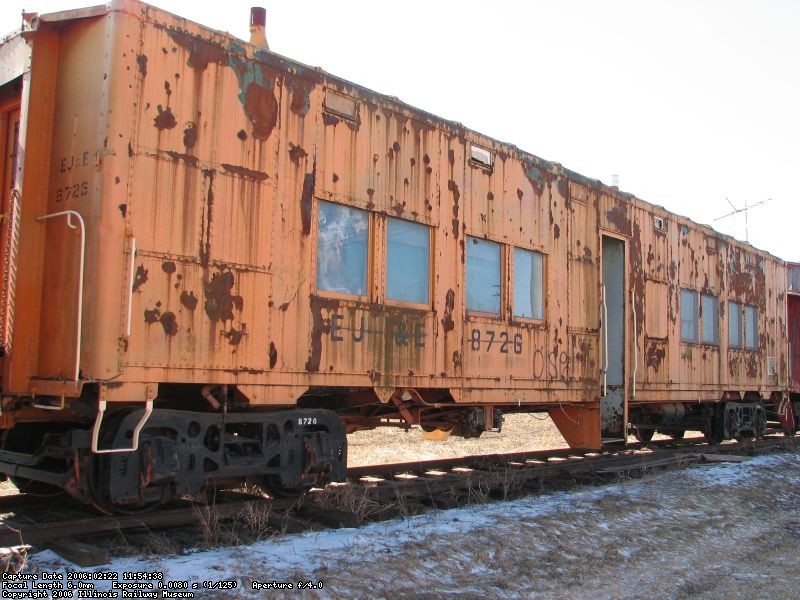 EJE 8726 Troop carrier exterior 3 PS 1943