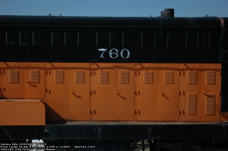 MILW 760 hibernating until spring. - DSC_8395.JPG