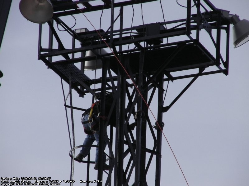 It's Dave, braving the wind to make the initial hook-ups!