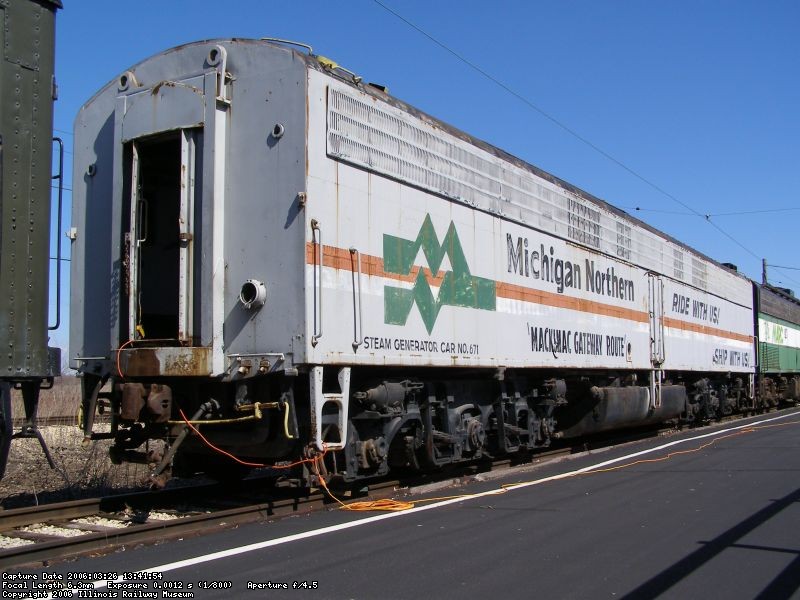 Exterior of Michigan Northern 671