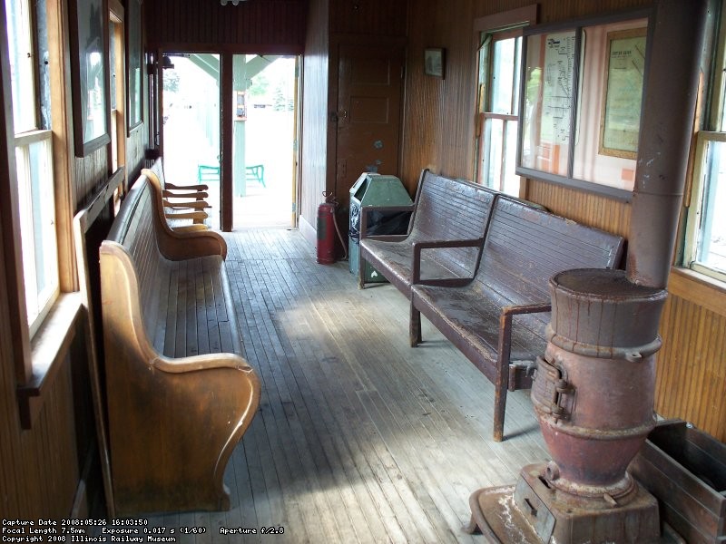Interior - 50th Avenue - 26 May2008