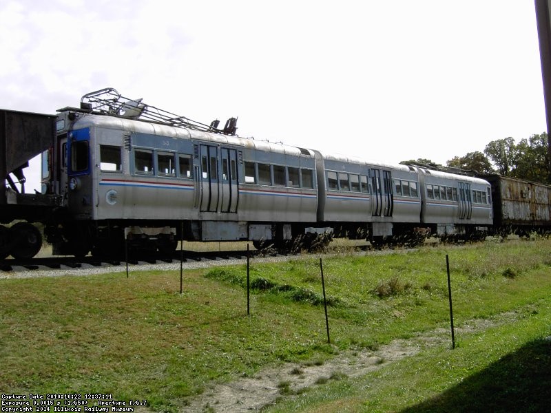 CTA 53 prior to being stripped and scrapped, Oct 22, 2010 - photo by Bill Wulfert
