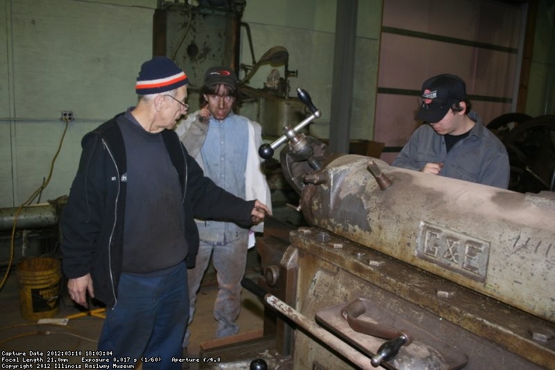 Shaping the plates to rebuild the boxes