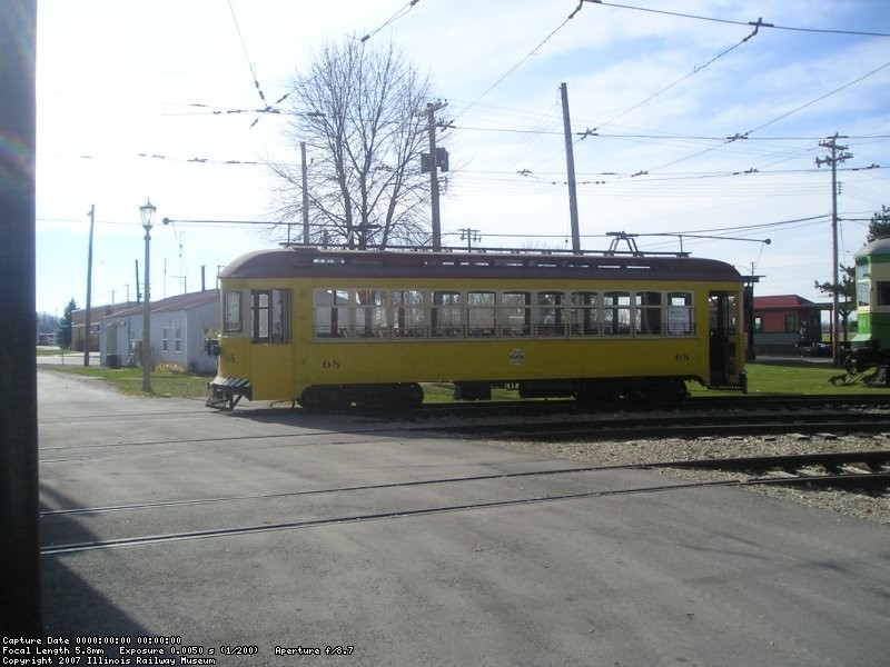 The Sand Springs 68 comes outside for a barn 4 switch move in November 2006.