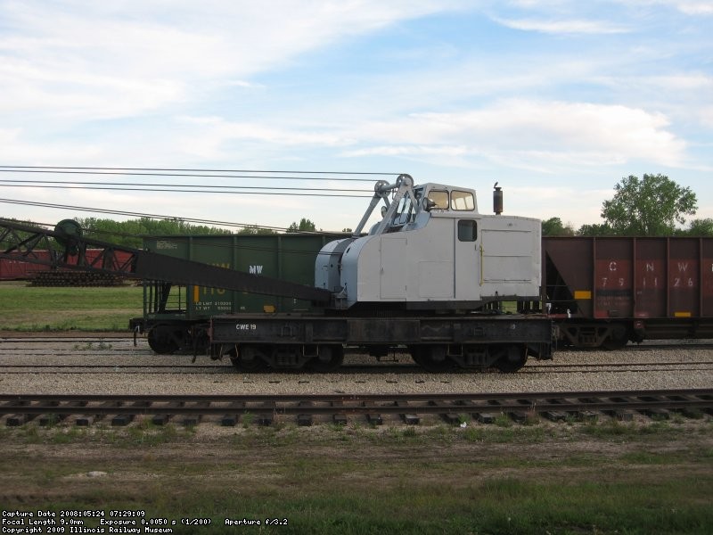 The Steam Dept's locomotive crane doing exactly what it's designed for