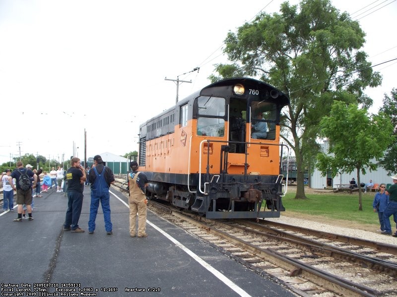 100 2825