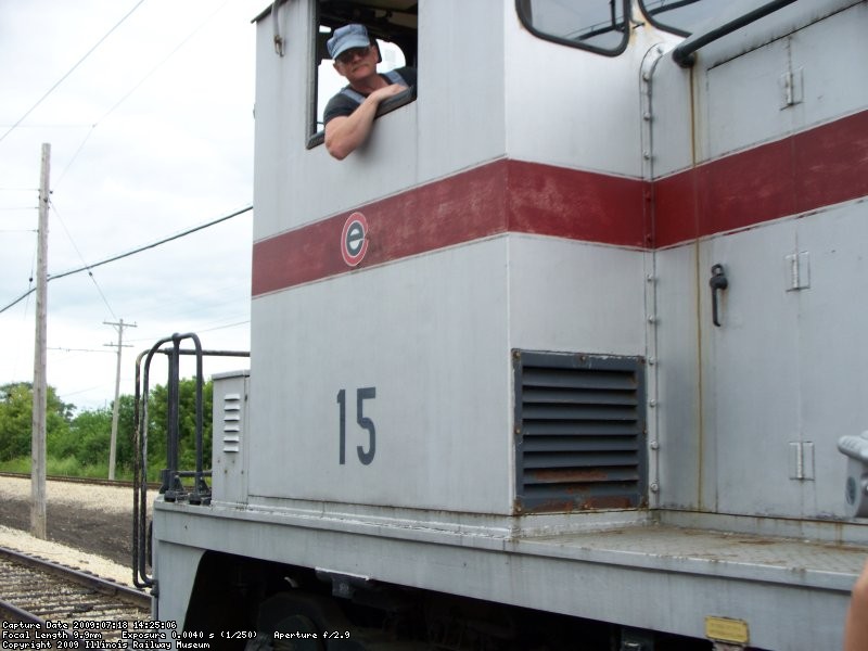 100B2720