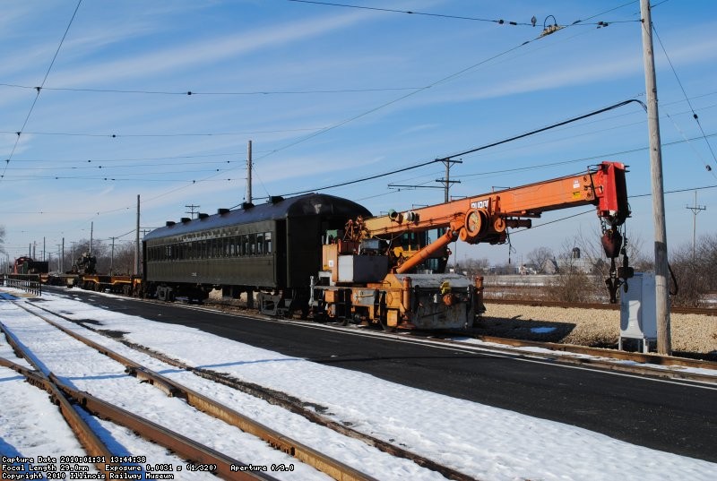 Model 50 Burro switching cars on Station Tk 2