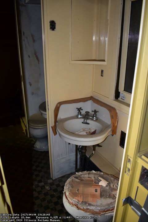 DSC 4880 (Small)