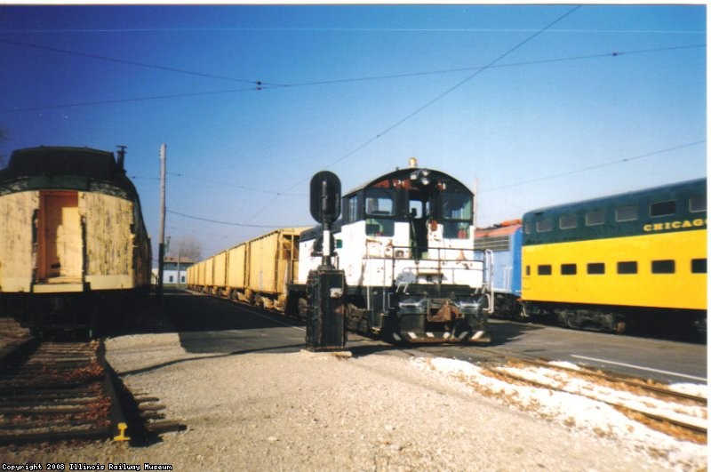 121 & ballast train.jpg