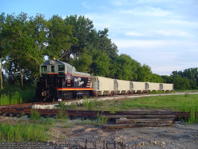 CBQ 9255 with ballast train 07-28-07