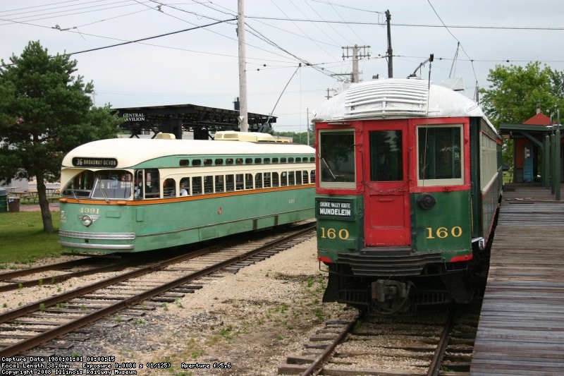 4391 transfering passengers to the North Shore...