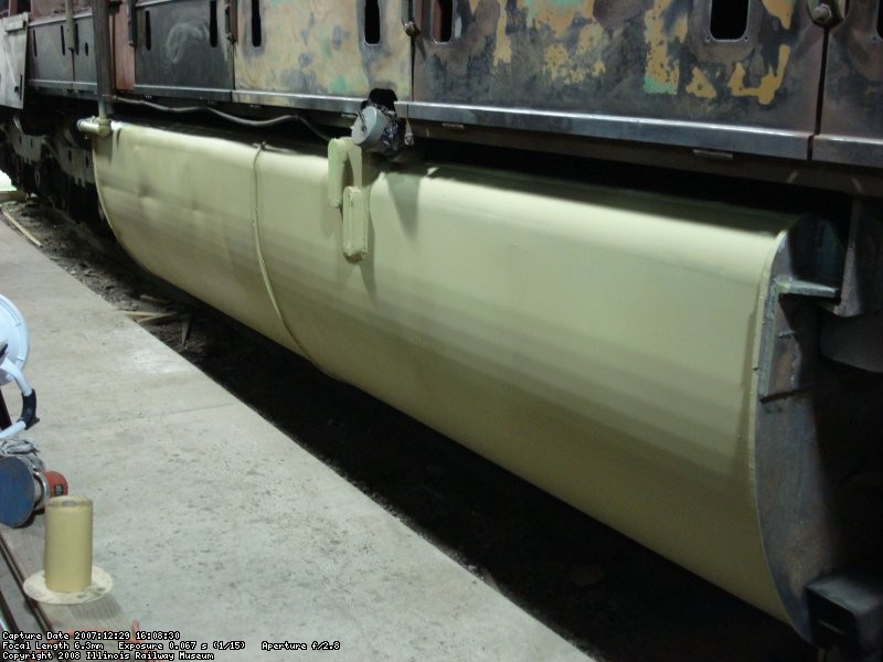 Fireman's side fuel tank primed