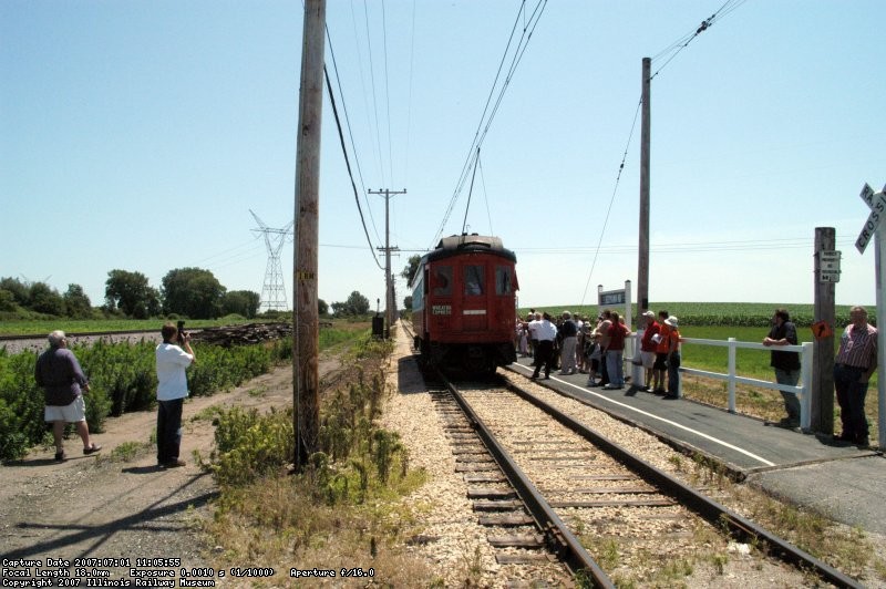 431 unloading "Forest Park"