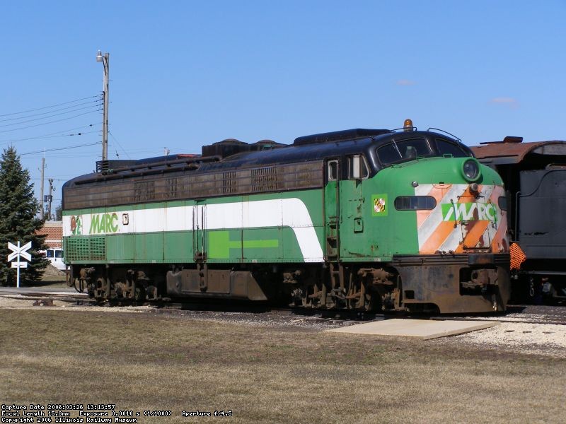 MARC 92/ an ex BN E9 on a nice sunny day.