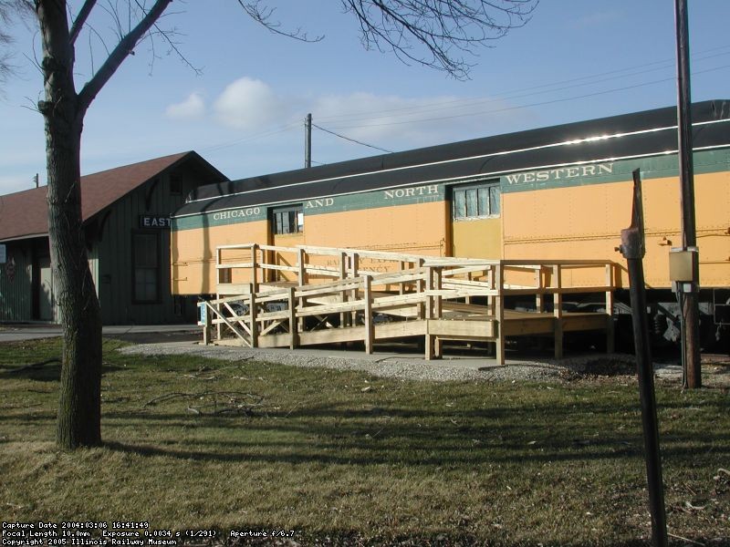 4058 IRM Handicapped ramp 2004-03-06