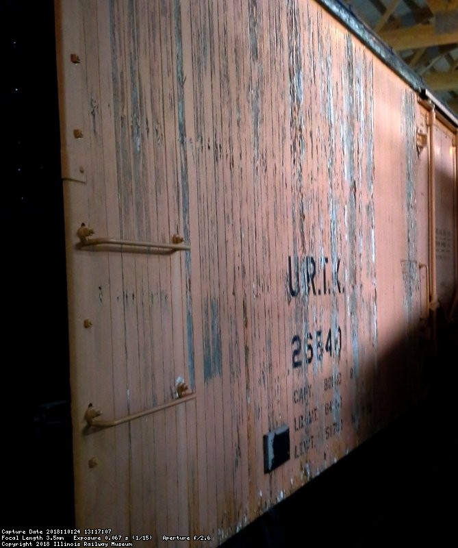 URTX insulated box painted Milwaukee Road before
