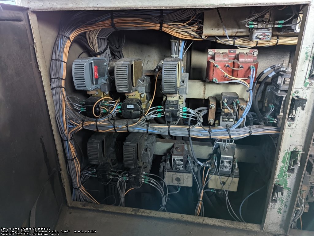 PXL 20220818 205511493