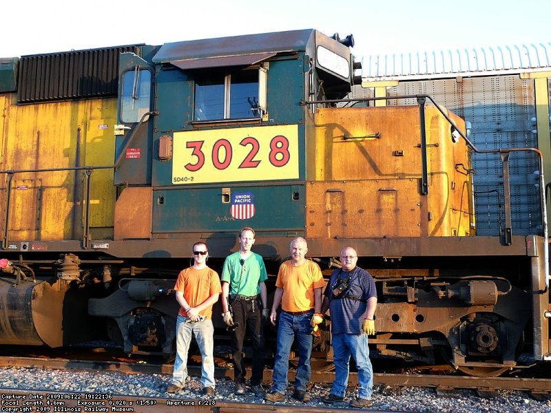 Left to Right.... M.I.C  Eric Zabelny, IRM Diesel Dept Curator James Kolanowski, Engineer Dave Hawley and Conductor Vern McElroy pose for a quick photo before 6847's trip from West Chicago to Union