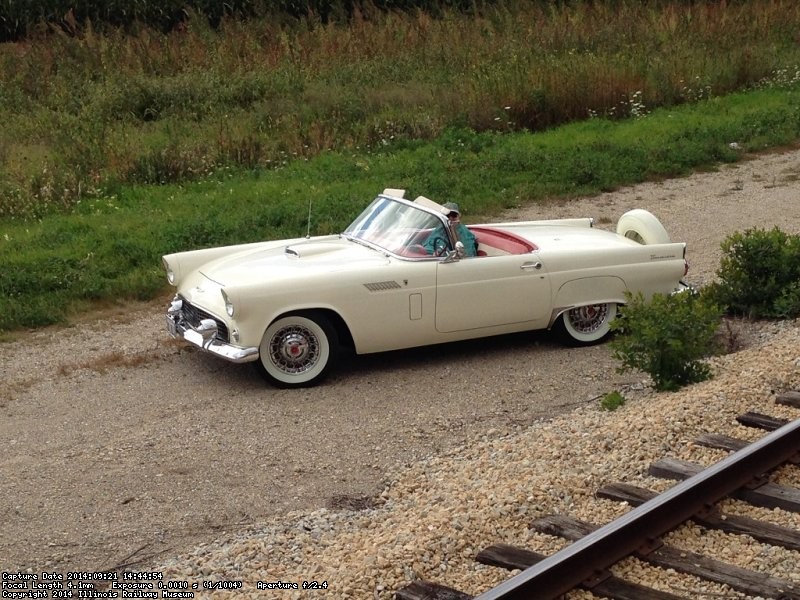 T-Bird by Johnson Siding on Sunday - Photo by Warren Newhauser
