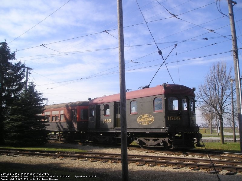 The Michigan Electric 28 is towed out with Illinois Terminal 1565 in November 2006.