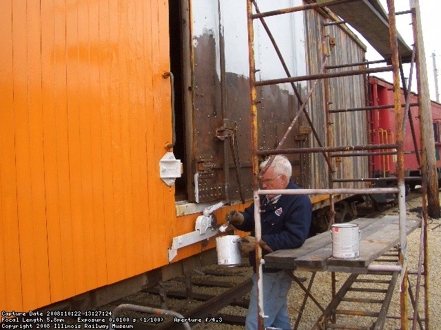 10.20.08 - THE LOWER HALF OF THE PLUG DOOR AND ALL OF THE LOCKING MECHANISM WERE WIRE WHEELED.  PRIMER IS NOW BEING APPLIED TO THE SURFACES.