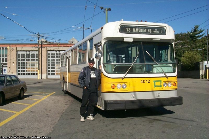 Checking out Trolley Coaches elsewhere - in this case, Boston (10/1999).