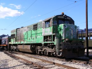 Burlington Northern 5383, before its new paint job