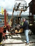 05.18.08 - THE COUPLER IS OUT. KIRK WARNER IS WAITING FOR THE COUPLER WEAR PLATE TO BE PLACED IN POSTION BEFORE HE RE-INSTALLS THE COUPLER.