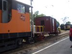 05.26.08 - THE MILW 760 AND RI 19135 HOLD ON THE CAR LINE, PRIOR TO OBTAINING CLEARANCE FOR THE MAIN LINE RUN FOR TESTING PRIOR TO RELEASE INTO REVENUE SERVICE.