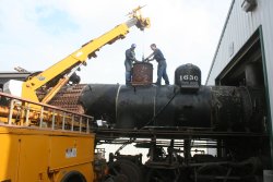 Lifting the dome lid