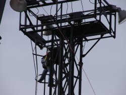 It's Dave, braving the wind to make the initial hook-ups!