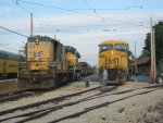 Spotting locomotives for photos