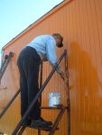 09.27.09 - VICTOR HUMPHREYS IS STARTING TO APPLY THE FINAL COAT OF FINSIH PAINT TO THE "AL" SIDE OF THE CAR.